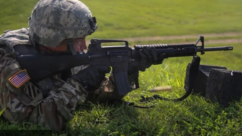 США перебросили на Украину самолеты с военными