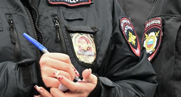 МВД: трое неизвестных порезали мужчину во Владивостоке