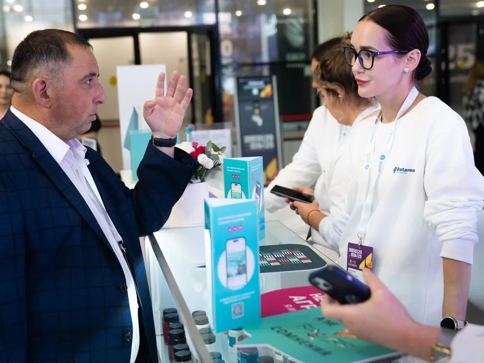 Подмосковные производители на своем стенде рассказывают о быстрых способах селекции. Фото: Компания «Щелково Агрохим»