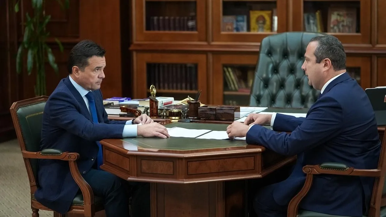 Губернатор Подмосковья провел рабочую встречу с главой городского округа Королев