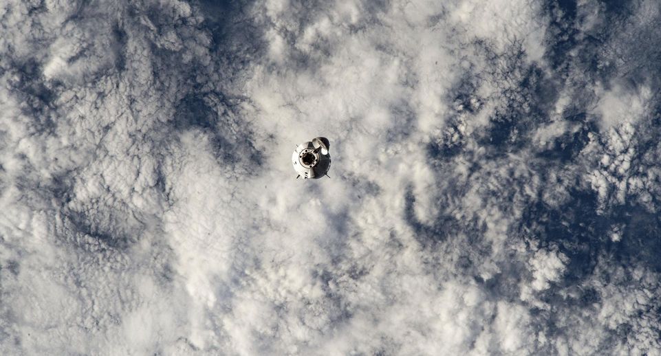 Космонавт Кирилл Песков на корабле Crew Dragon возвращается с МКС