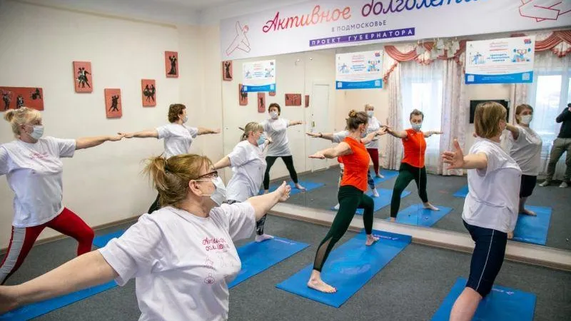 По поручению Воробьева в Подмосковье возобновились занятия в клубах «Активное долголетие»