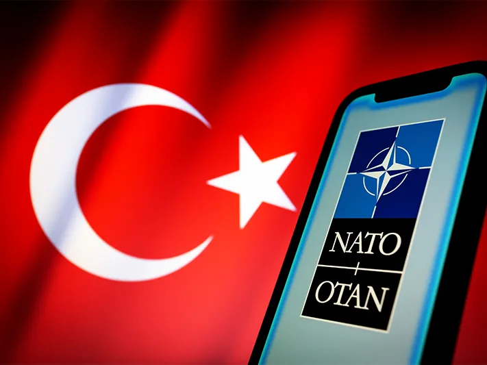 Политолог рассказал, могут ли Турцию исключить из НАТО