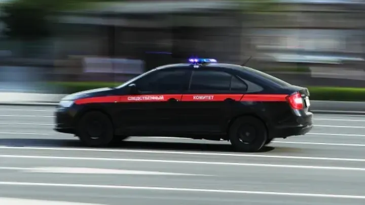 В Осташкове под Тверью школьницы станцевали перед иконостасом в часовне и закосплеили намаз