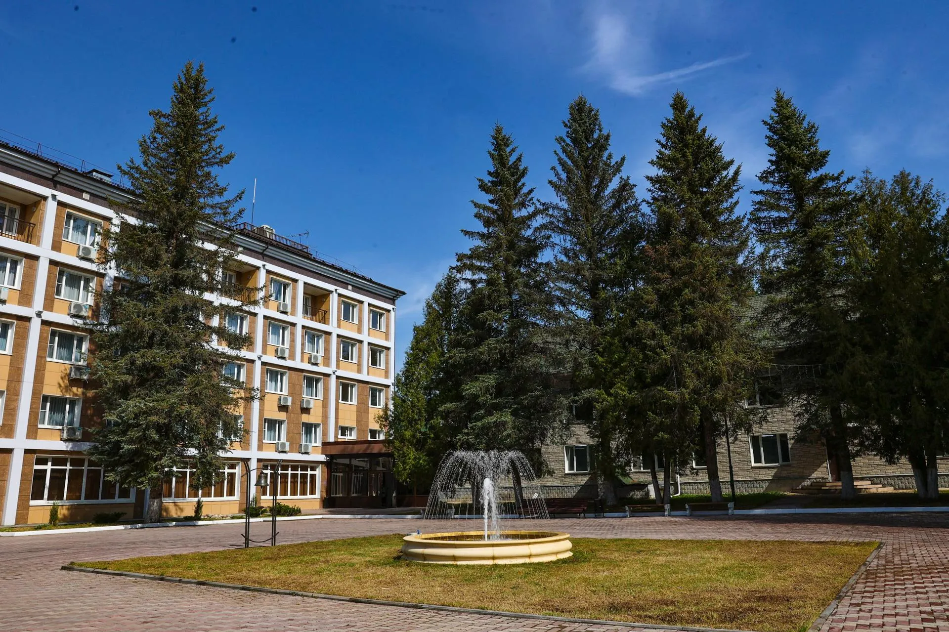 автор — Екатерина Агеева