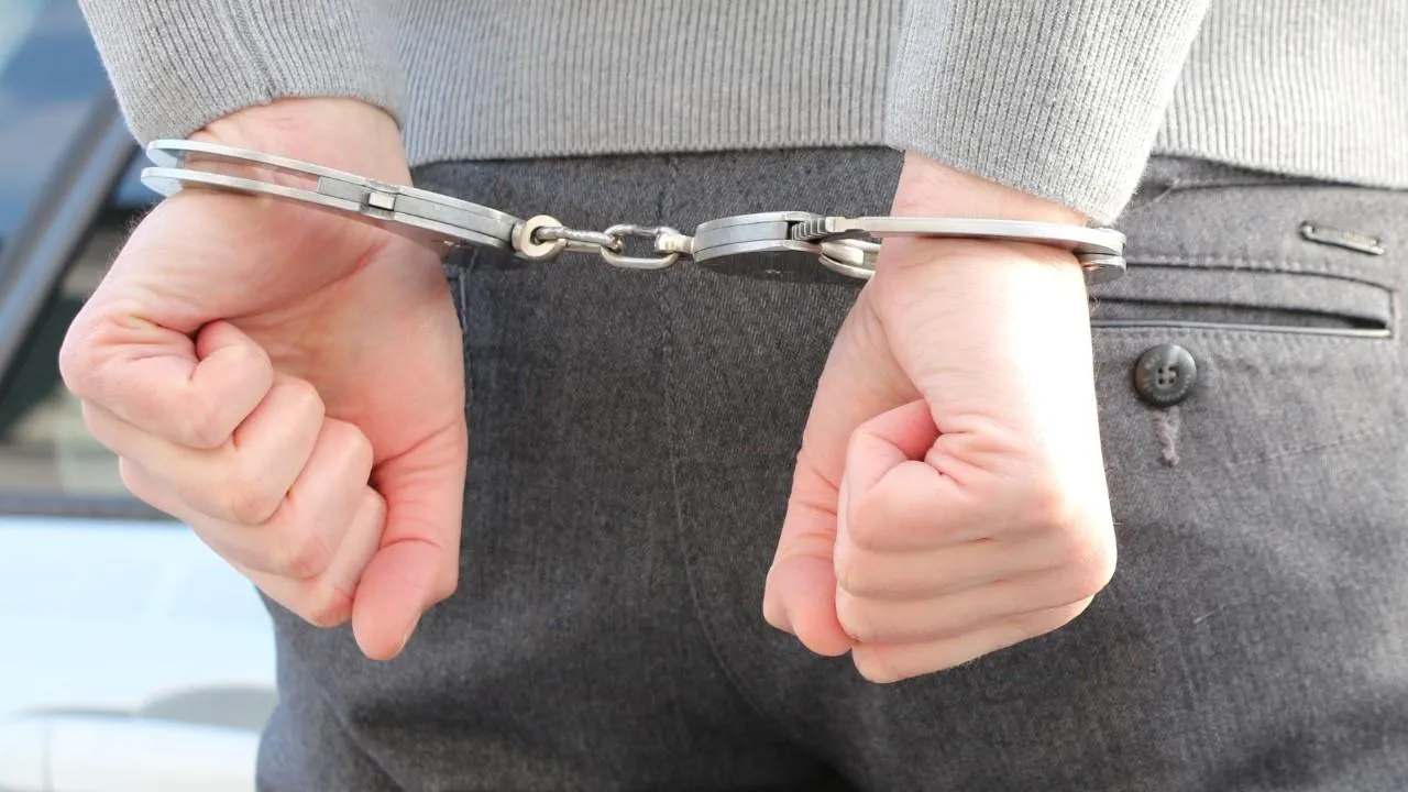 В Ростове задержали директора муниципального предприятия из-за обычной почты