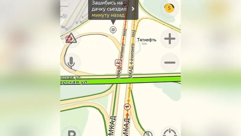 Дорожного рабочего насмерть сбили на МКАД