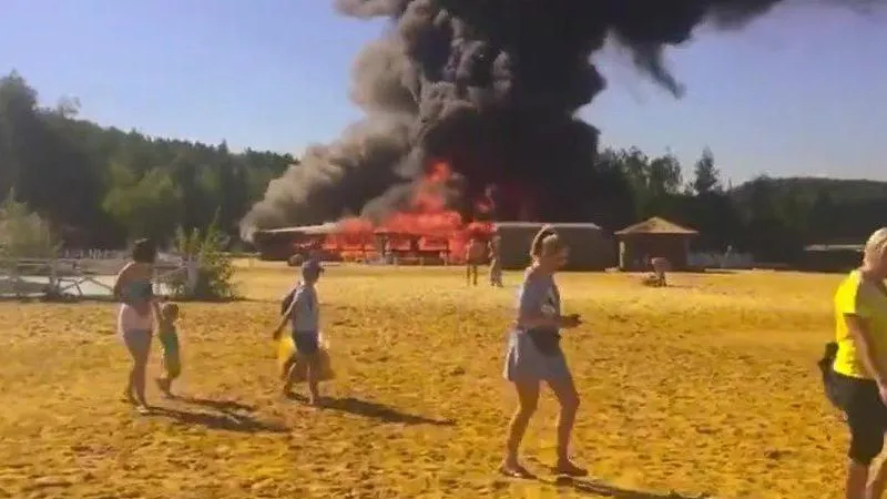 Бар на пляже «Cariba Bar» сгорел в Лыткарине