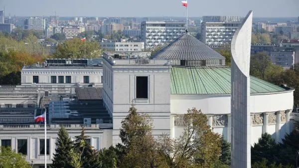 Политолог Журавлев оценил запрет Польши по ввозу в страну украинского зерна