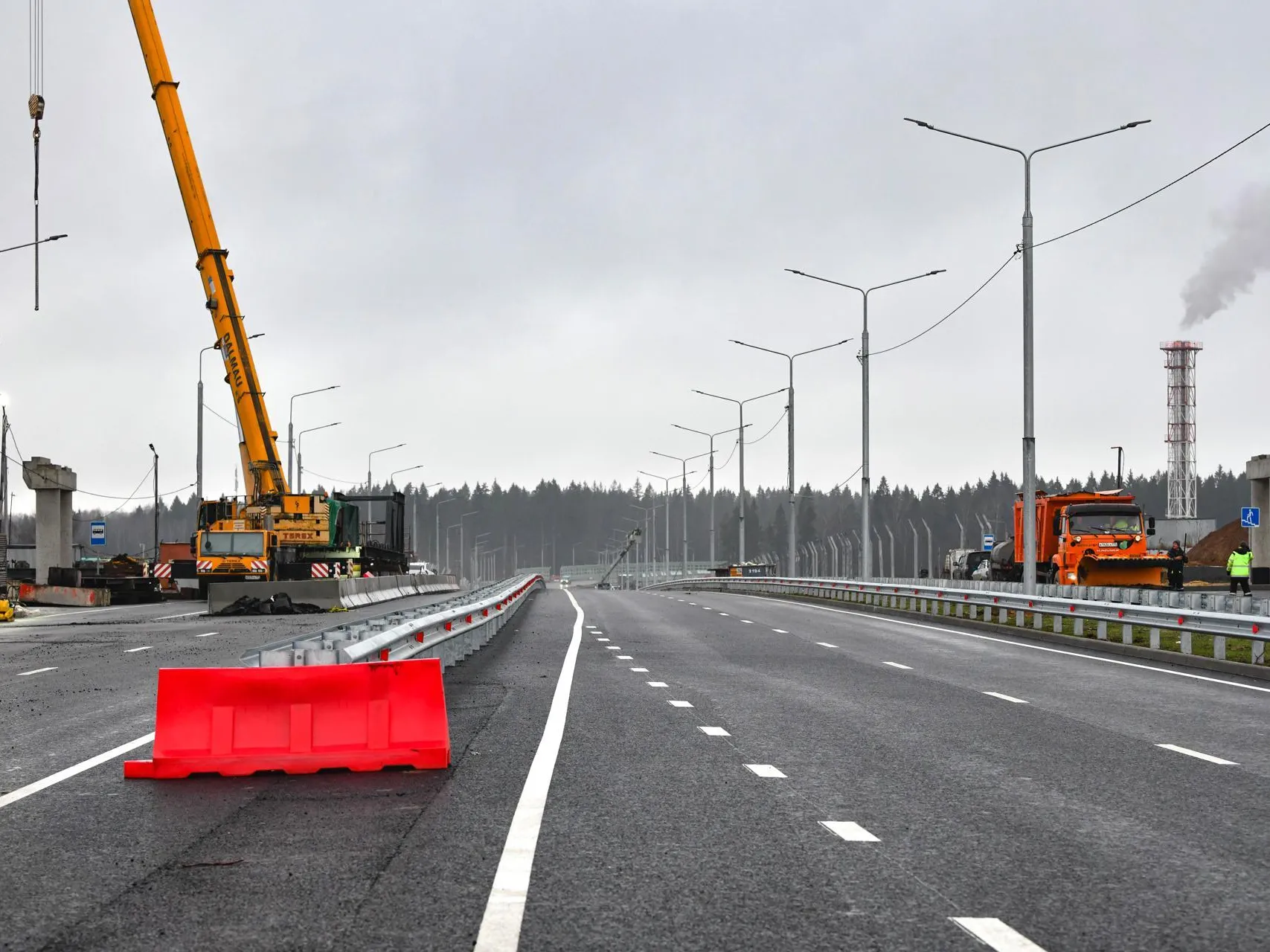 В Химках рабочие завершат строительство нового выезда из деревни Юрлово