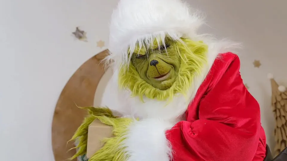 Фото: городская доска объявлений