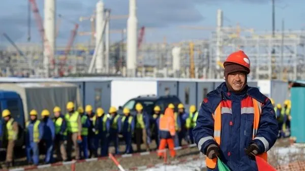 В Китае рабочие за 9 часов смогли построить железнодорожную развязку