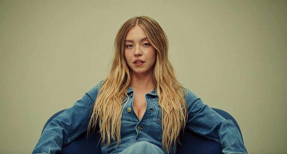 Бренд American Eagle раскритиковали из-за новой рекламы с актрисой Сидни Суини