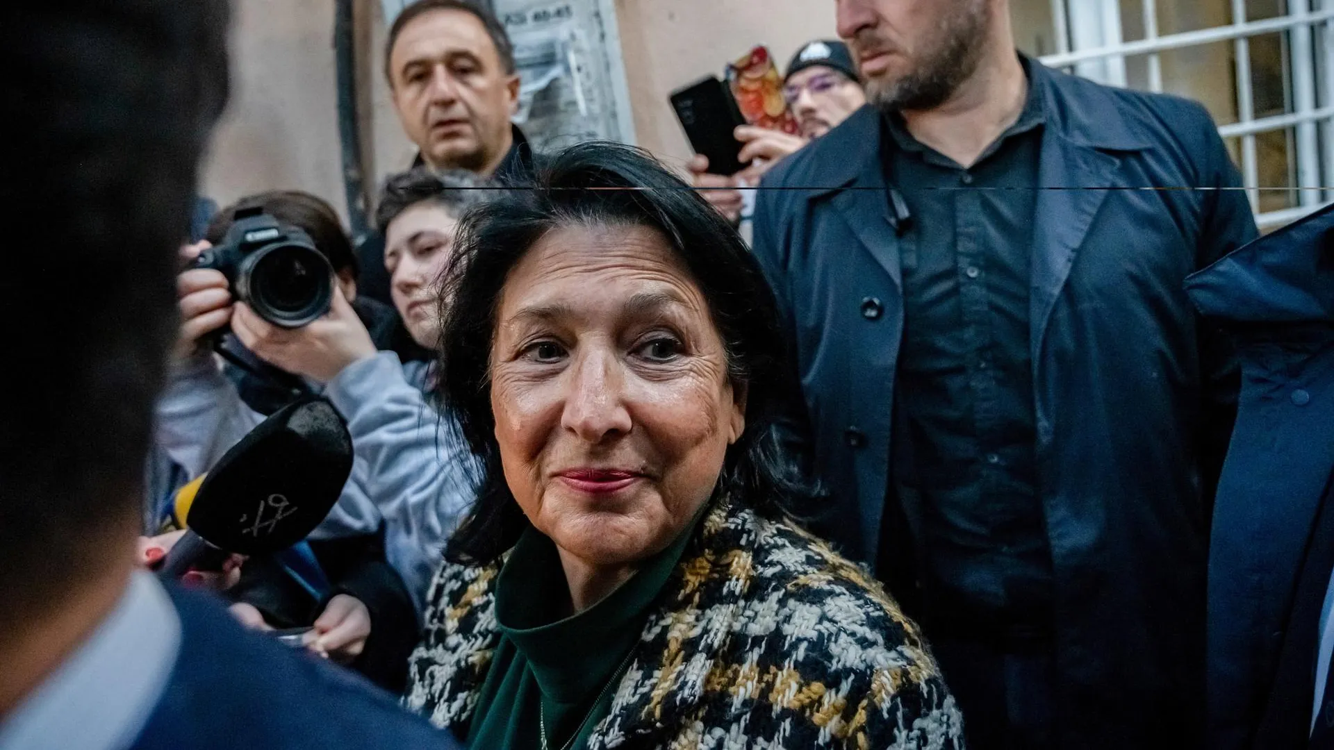Президент Грузии Саломе Зурабишвили после голосования. Maria Giulia Molinaro Vitale/Keystone Press Agency