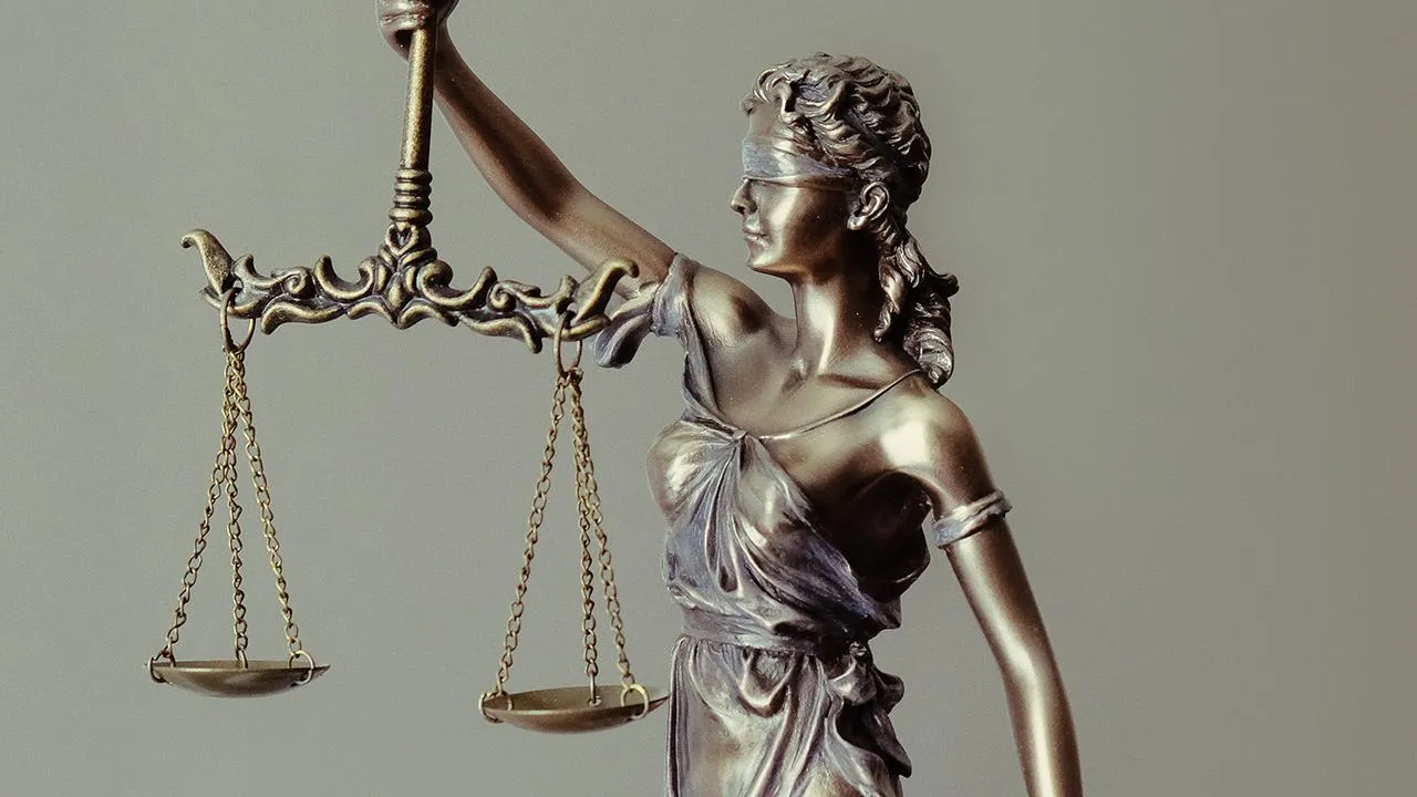 Жительница ЯНАО оштрафована за фиктивную регистрацию иностранца в своей квартире
