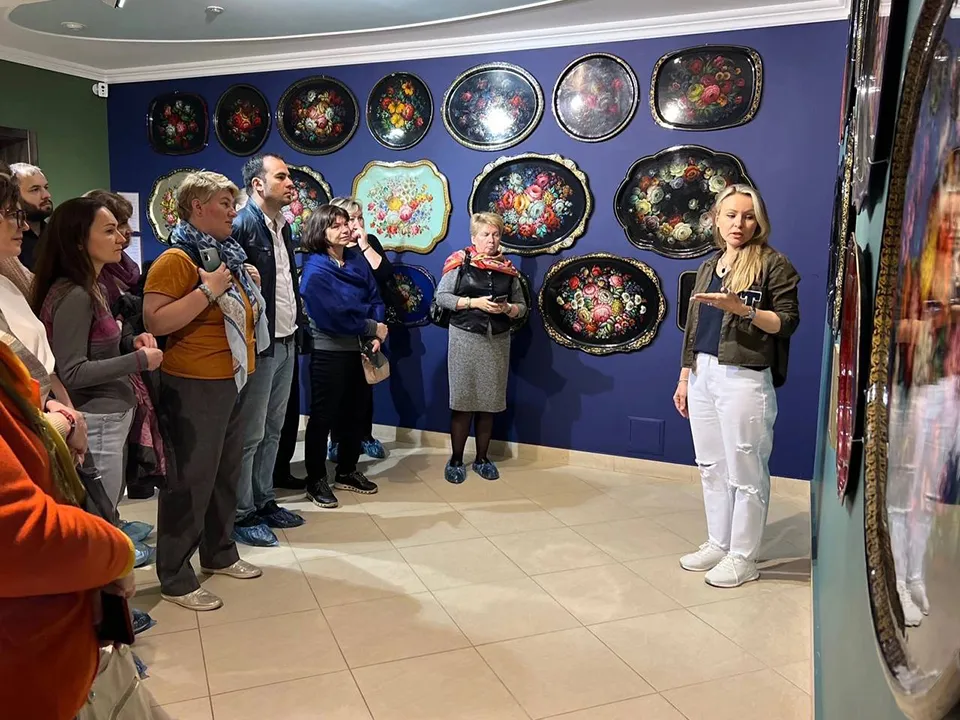 Фото: t.me/zhostovo_fabrika