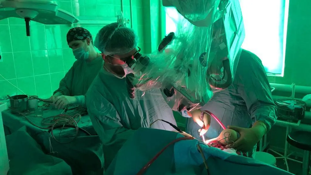 Операцию по удалению опухоли, от которой пациент страдал эпилепсией, впервые провели в Подольске