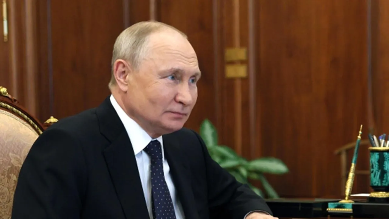 В Тюмени местный житель продает медаль, выданную Путиным