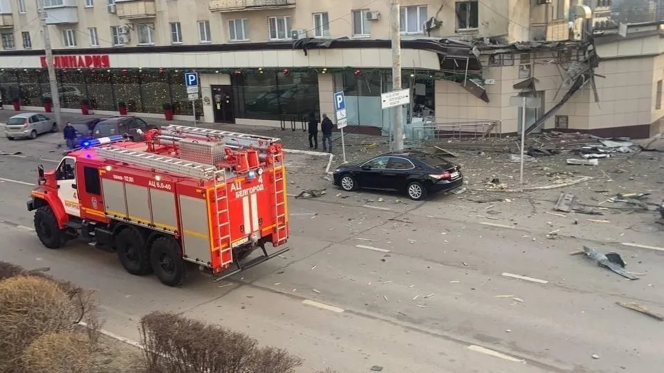 После взятия Авдеевки, ВСУ и укрочиновники из соседних Покровска и Доброполья в панике покидают города