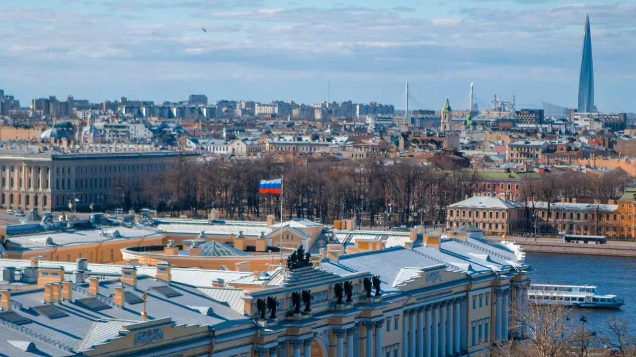 Крупный китайский холдинг намерен продать свой последний актив в Петербурге