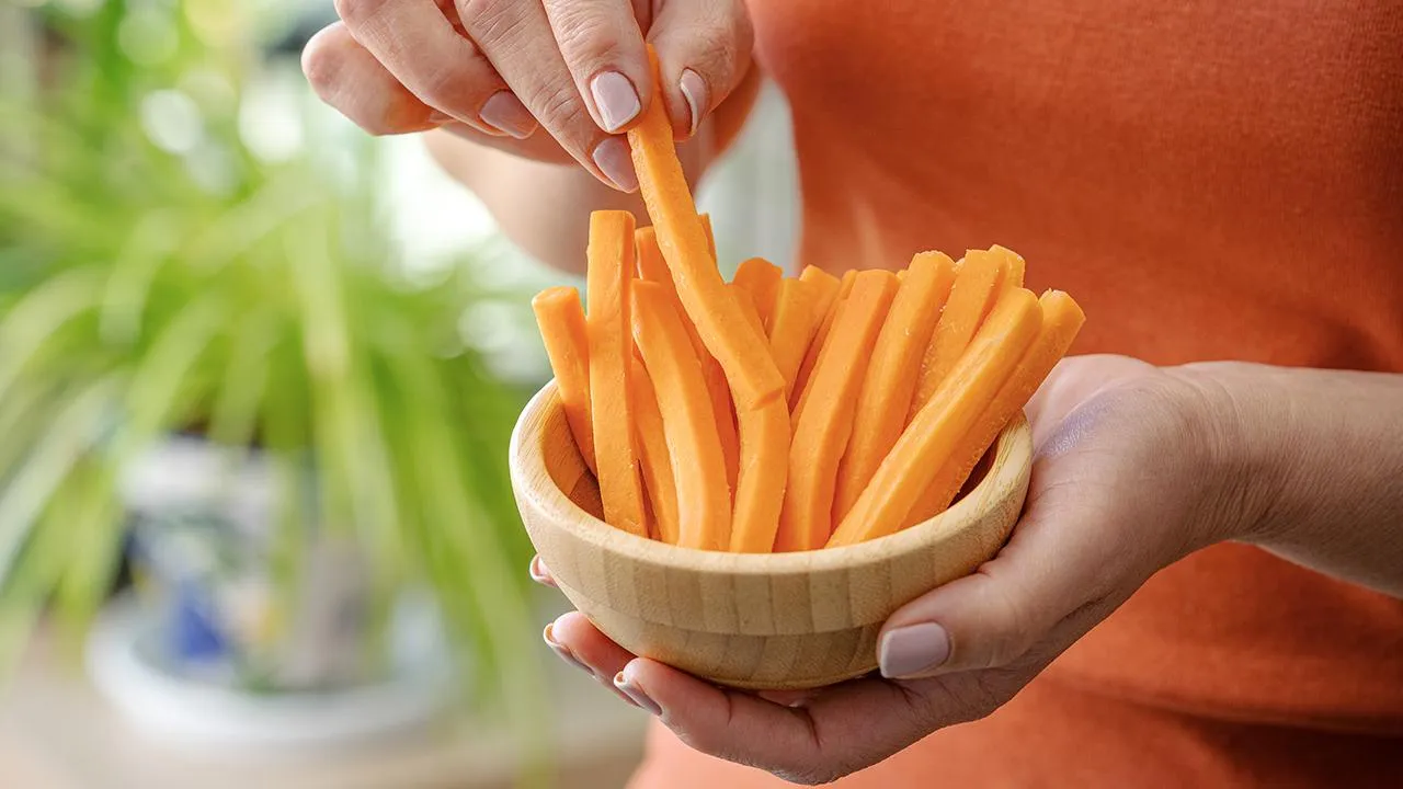 Овощи на завтрак — грубая ошибка: врачи раскрыли неожиданный вред утренней порции витаминов