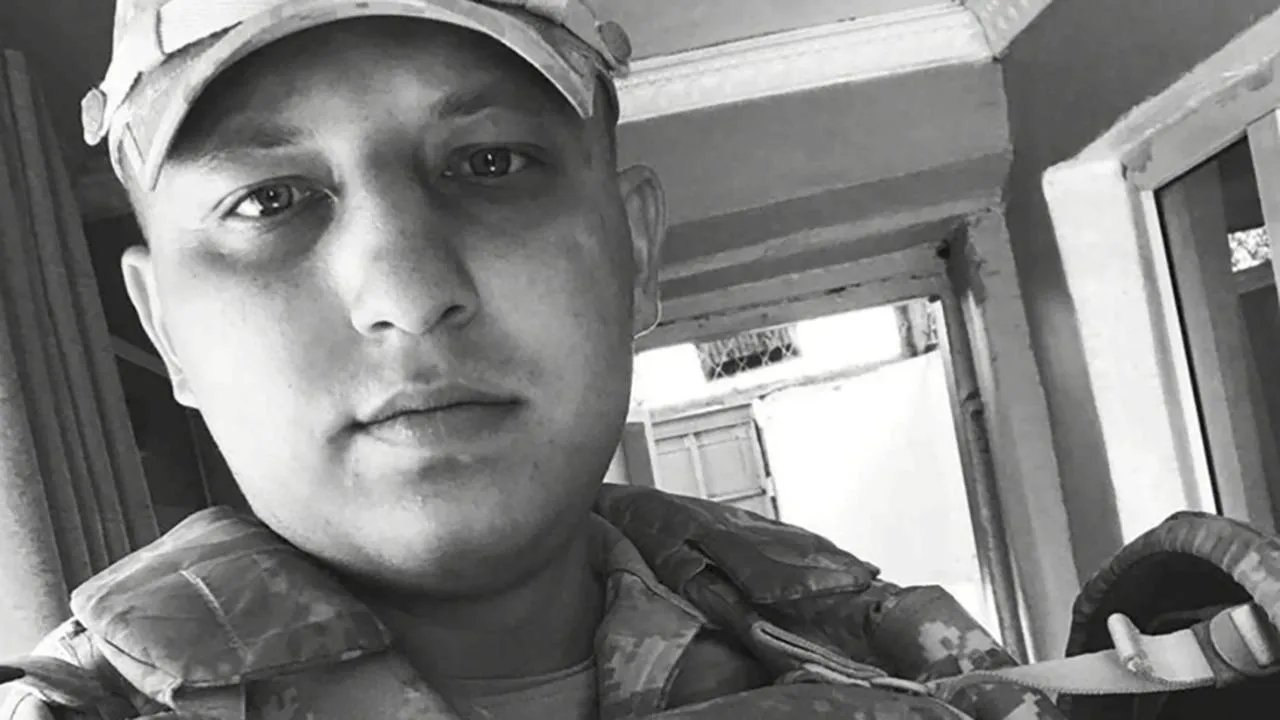 «Не верил, что сын погиб, пока не увидел цинковый гроб»: снайпер СВО не смог противостоять танку ВСУ