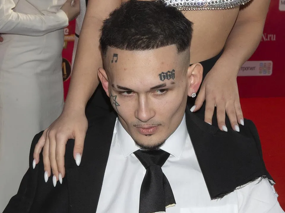 «Век фуфла, оно все наверху»: Соседов раскритиковал Моргенштерна и других уехавших звезд, которые хотят вернуться в РФ