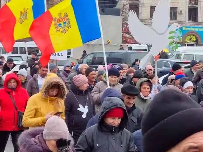 Майя Санду может уйти в отставку: в Кишиневе новые стычки с полицией