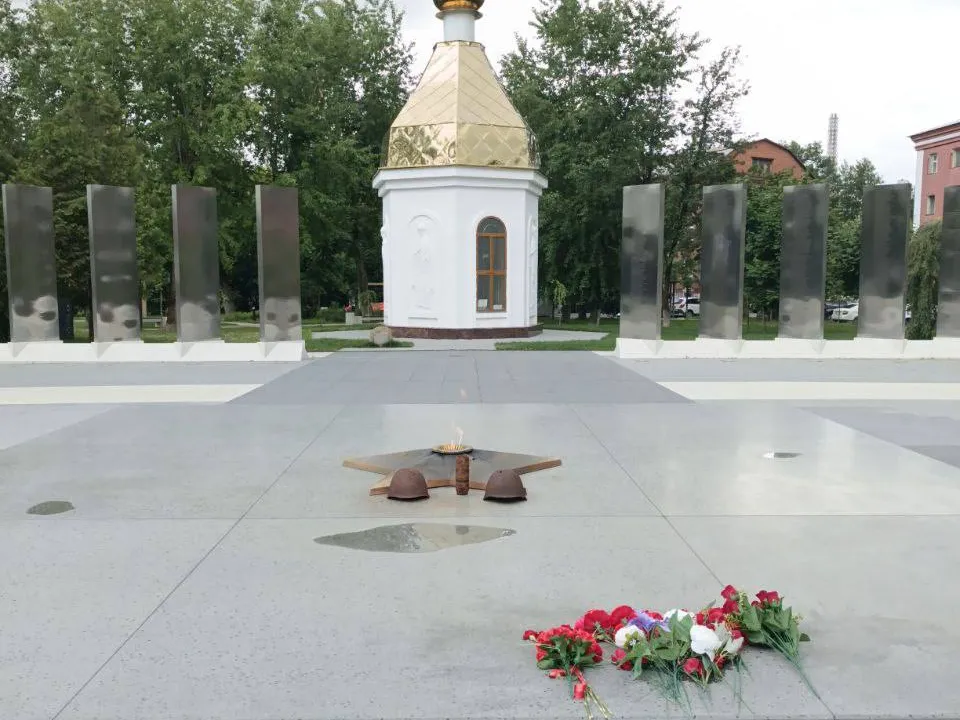 Горит Вечный огонь. Фото: администрация г.о. Реутова