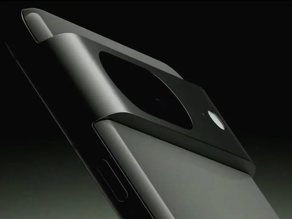 Pixel 8 Pro vs iPhone 15 Pro Max: названы преимущества нового смартфона от Google