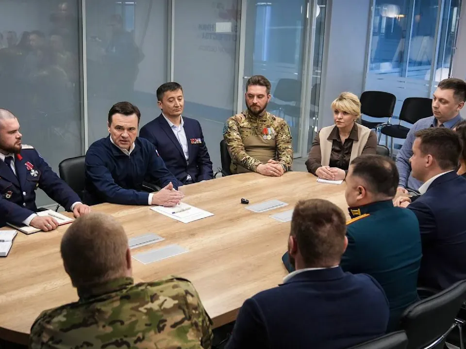 Игорь Какушкин принял участие во встрече губернатора региона с руководителями отделений Ассоциации ветеранов СВО Подмосковья.&nbsp;Фото: пресс-служба губернатора и правительства Московской области