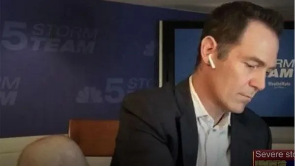 В США телеведущий во время эфира оказался без штанов