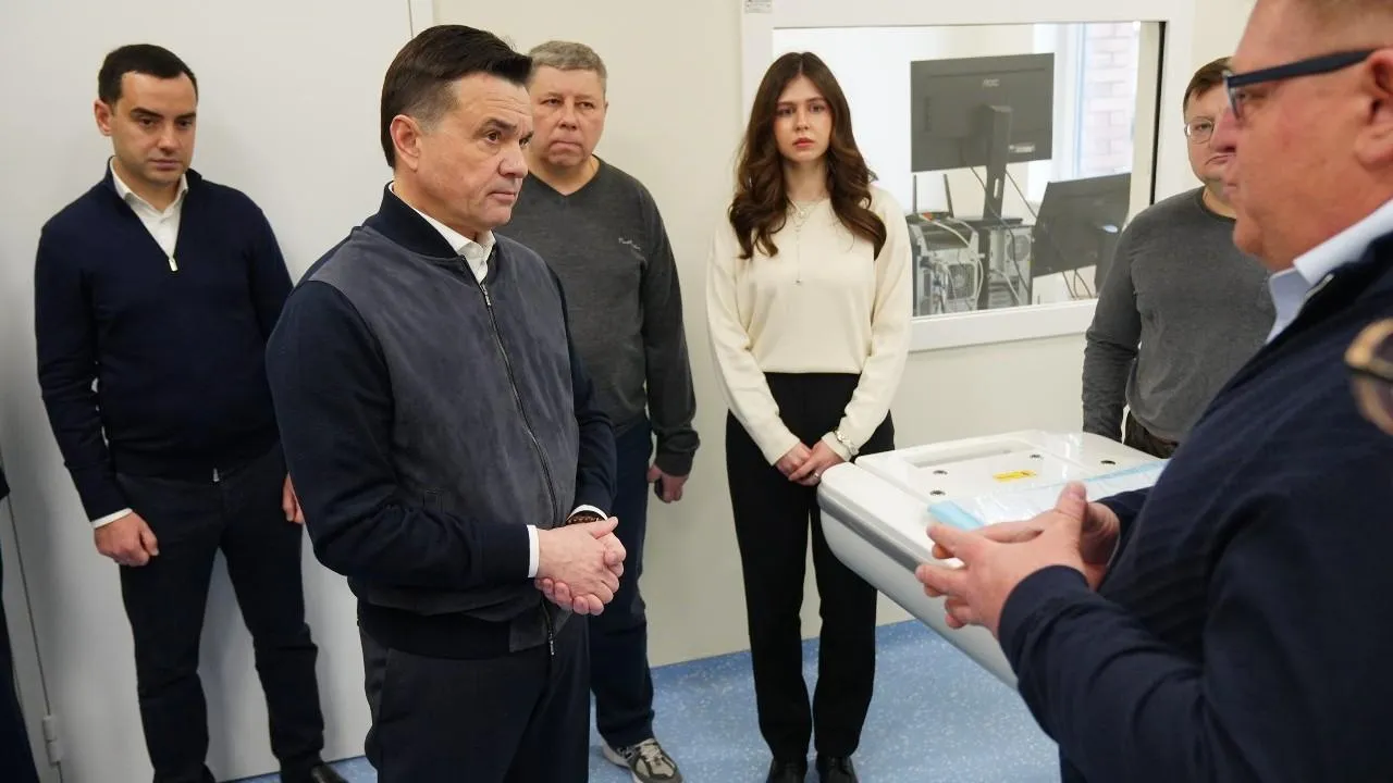 Андрей Воробьев проверил готовность новой поликлиники в Котельниках