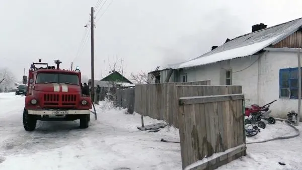 При пожаре в частном доме в Истре пострадал человек