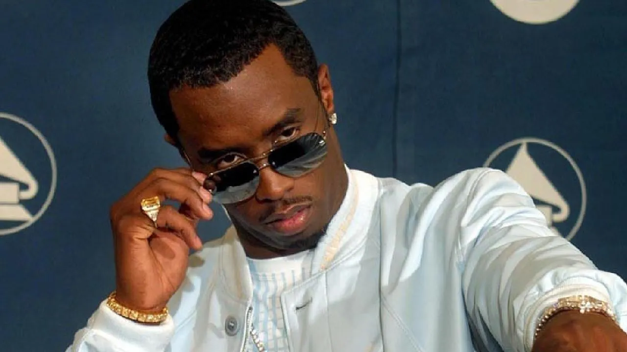 Скандальный рэп-исполнитель P.Diddy подал иск на $100 млн
