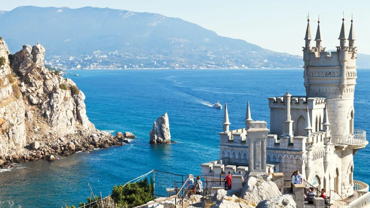 Крым вернулся домой: Подмосковье готовится встретить 12-ю годовщину воссоединения