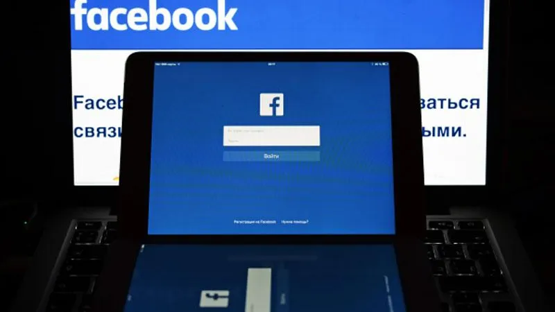 Теперь через Facebook можно заказать еду и купить билеты в кино