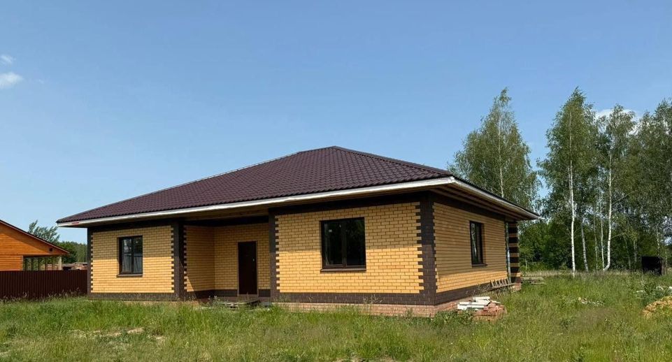 Подмосковные медики построили более 300 домов благодаря программе «Земля врачам»