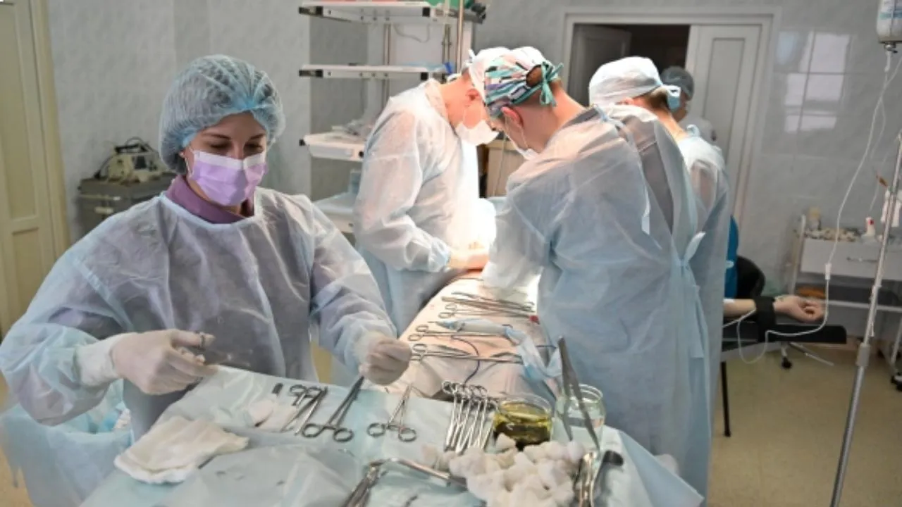 Редкую разновидность опухоли выявили у подростка в Подмосковье