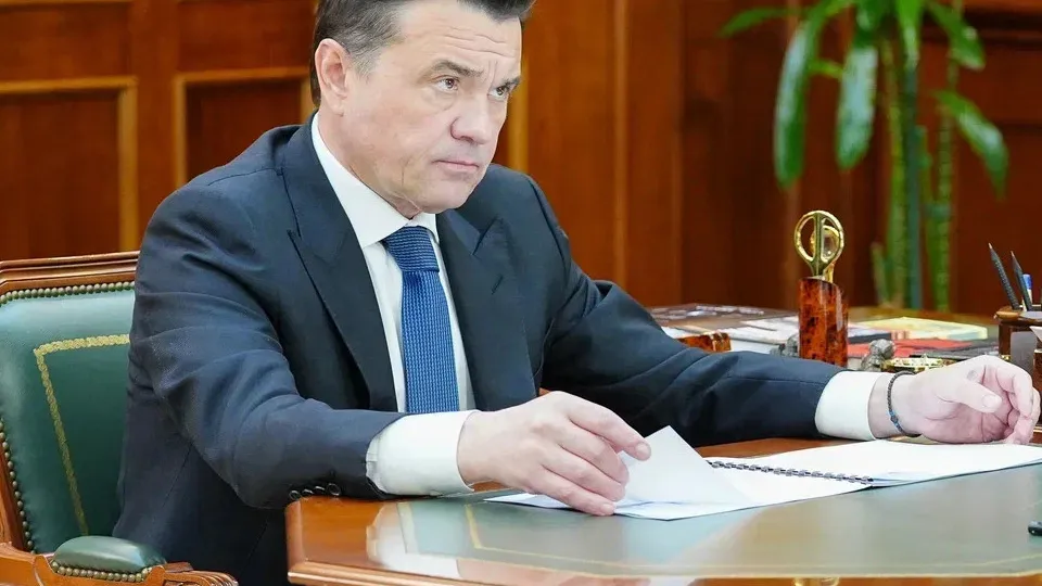 Губернатор Подмосковья Андрей Воробьев поручил главе Щелкова полностью реализовать проект по расселению жителей из аварийного фонда. Фото: пресс-служба губернатора и правительства Московской области/Сергей Хакимов