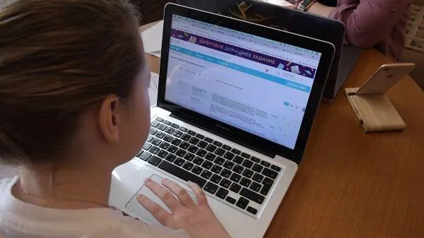 Психолог рассказала, как удаленка влияет на школьников и их родителей