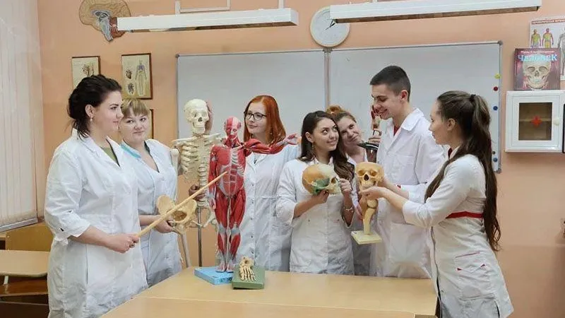 В гимназии Коломны создали три медицинских класса