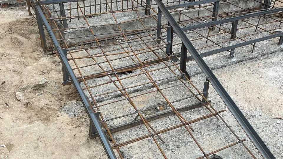 Новые ступени с пандусом оборудованы на улице Полянской в Коломне