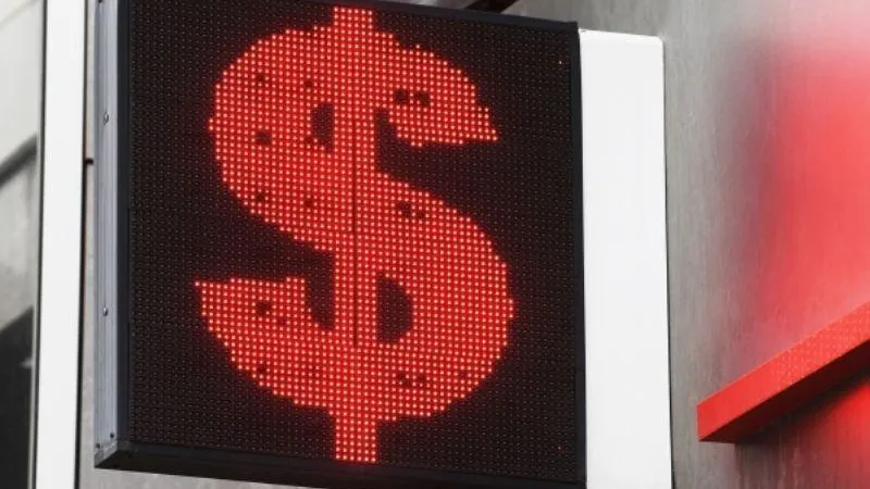В России рекордно за последний год поднялся курс доллара