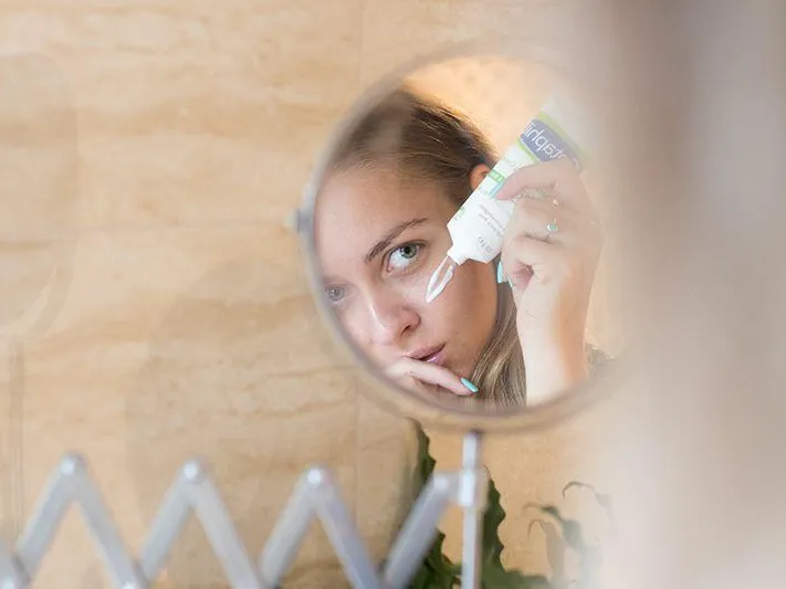 Косметолог объяснила, почему кожу нужно защищать от солнца в любое время года
