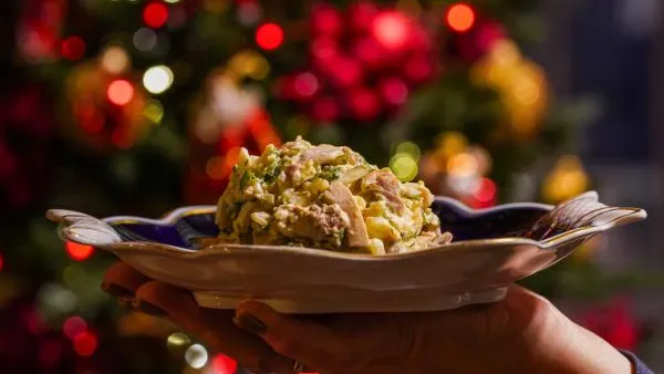 Астролог рассказала, каким должен быть праздничный стол на Новый год