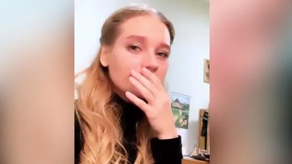 Кристина Асмус оконфузилась из-за мандарина