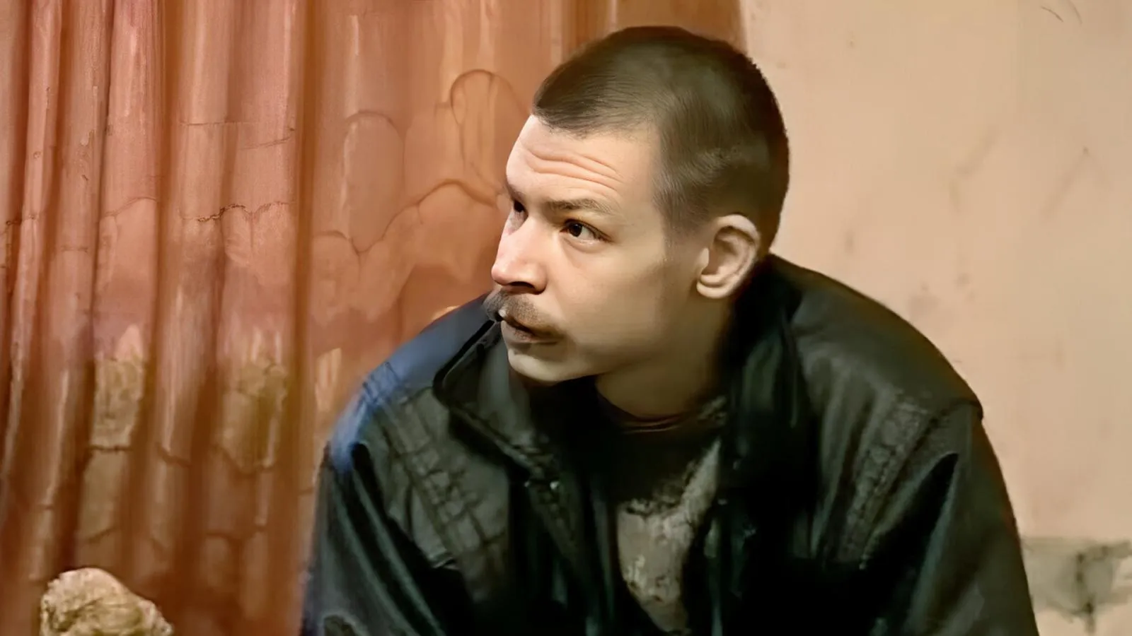 Александр Спесивцев на допросе. Оперативная съемка