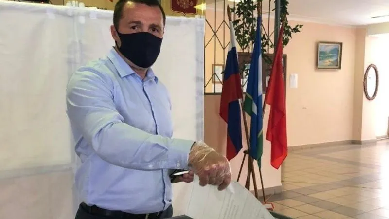 Боксер Денис Лебедев призвал жителей принять участие в голосовании по поправкам