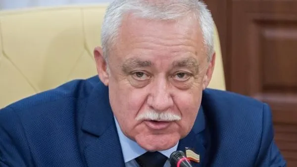 Сенатор из Крыма призвал украинских политиков к здравомыслию